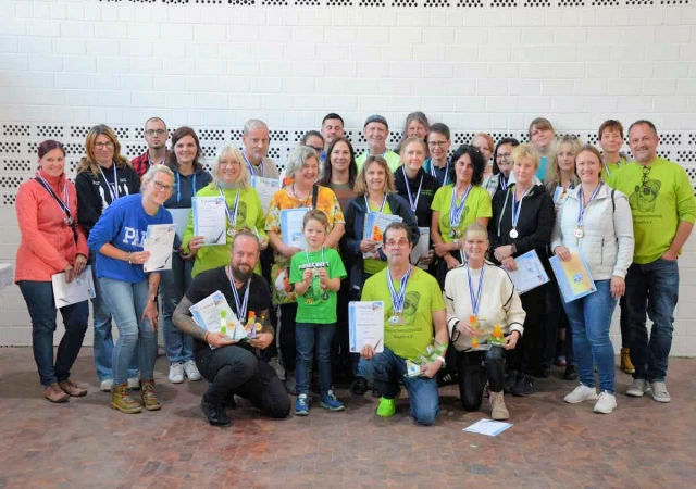 Gruppenbild Teilnehmer der Landshuter Ausstellung 24